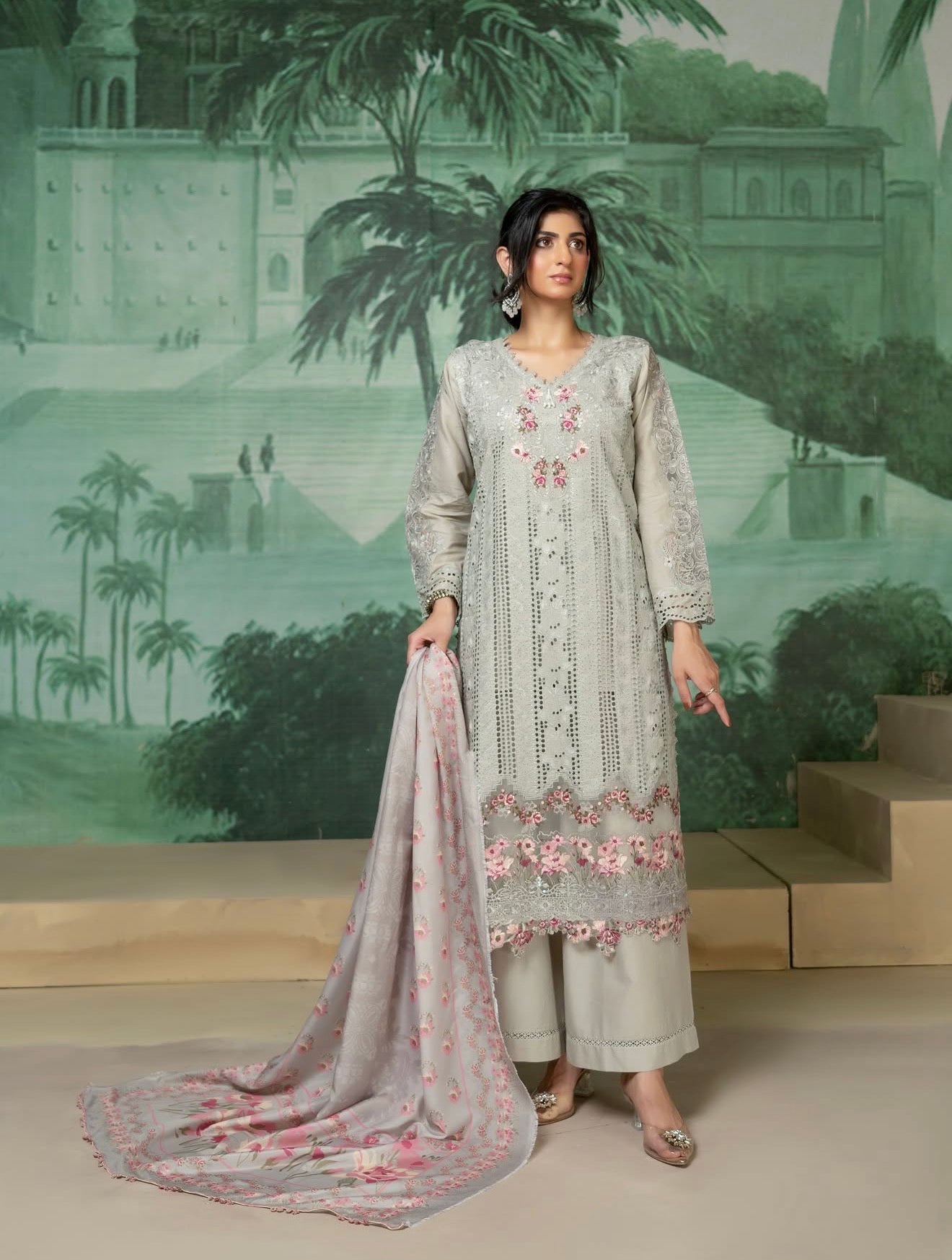 MU-08 Munira Brand PREMIUM LAWN