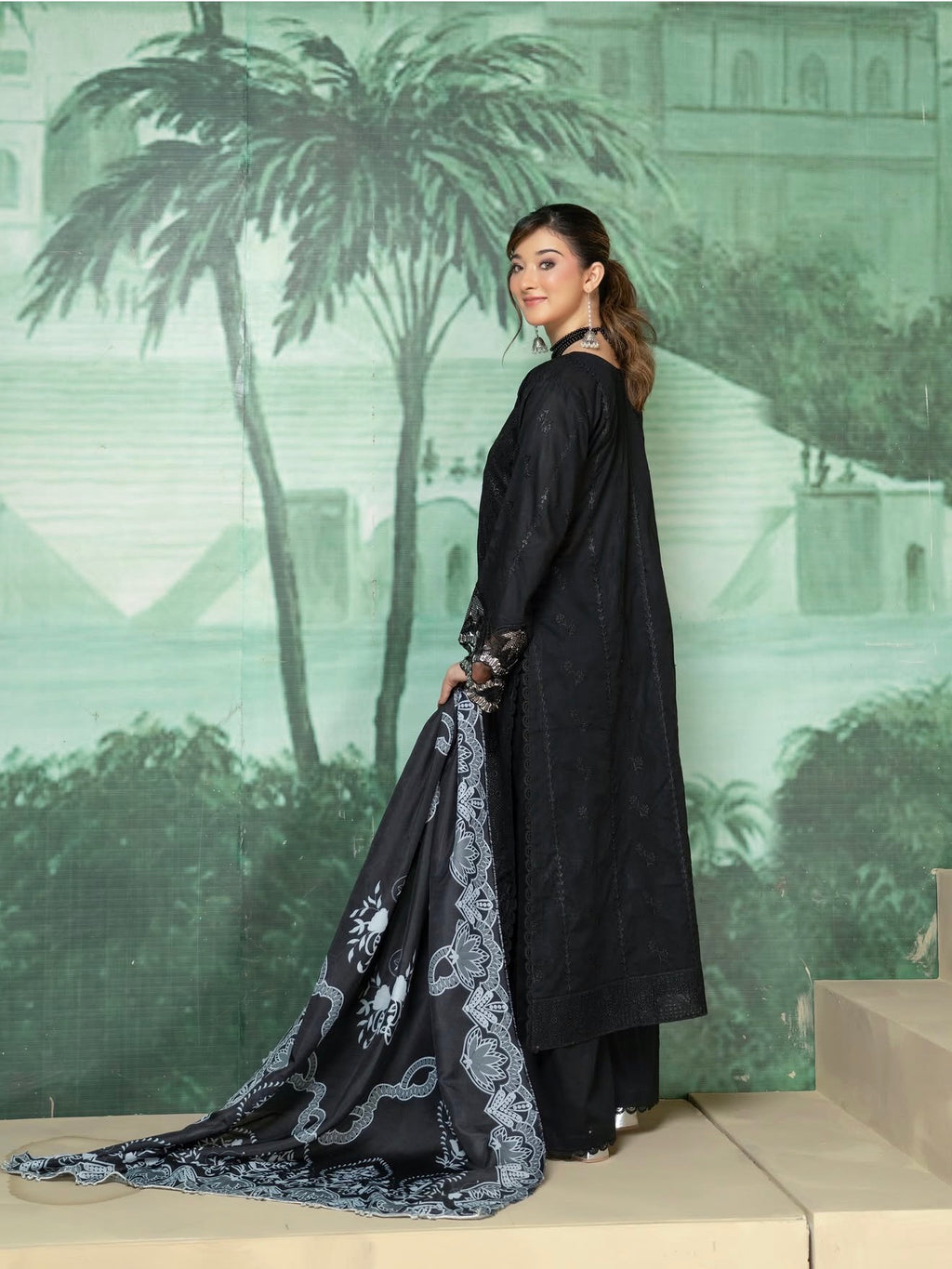 MU-07 Munira Brand PREMIUM LAWN