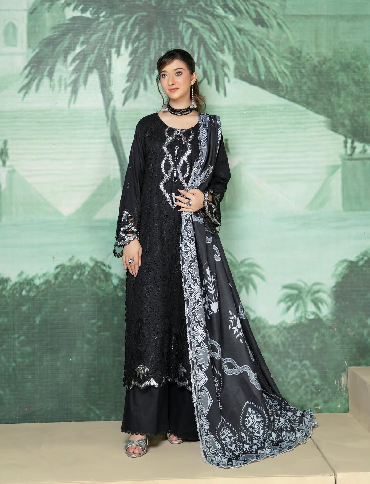 MU-07 Munira Brand PREMIUM LAWN