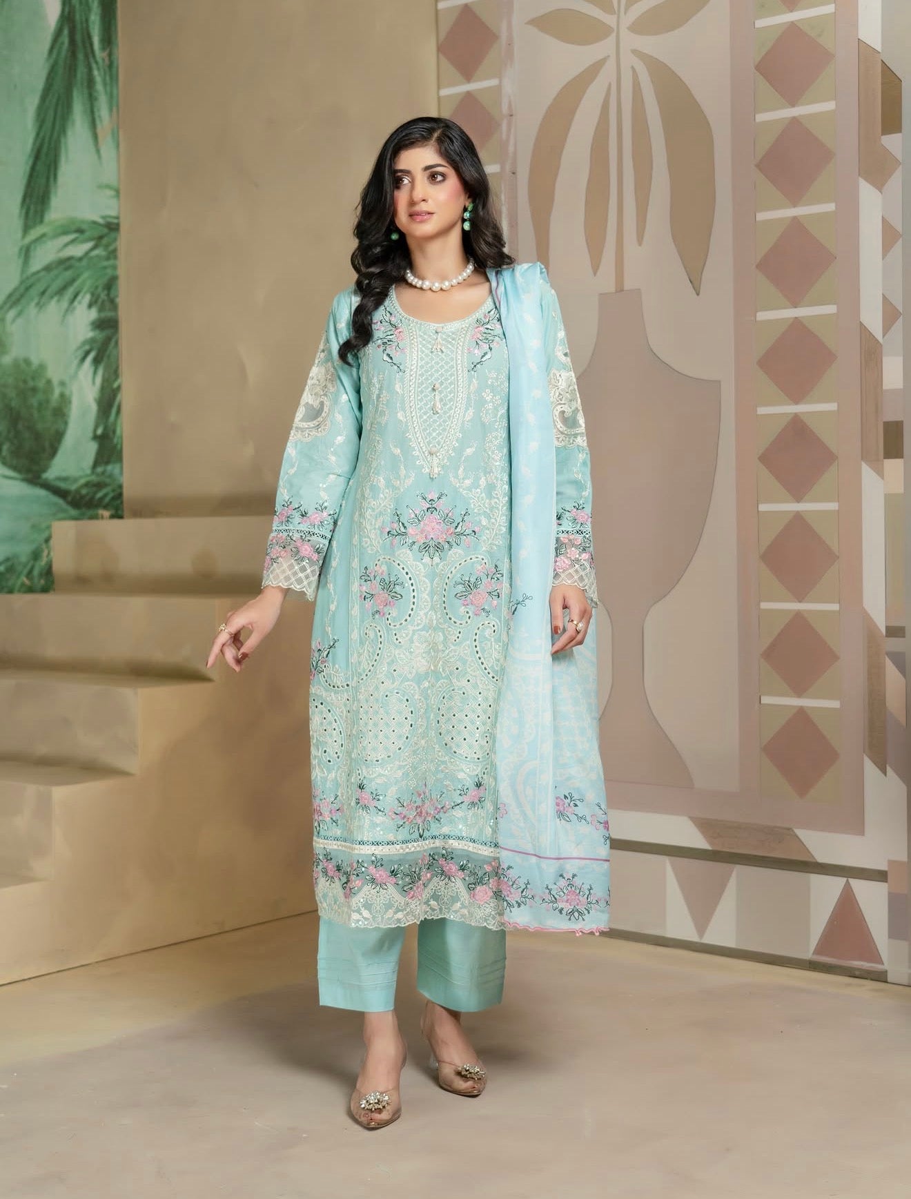MU-02 Munira Brand PREMIUM LAWN