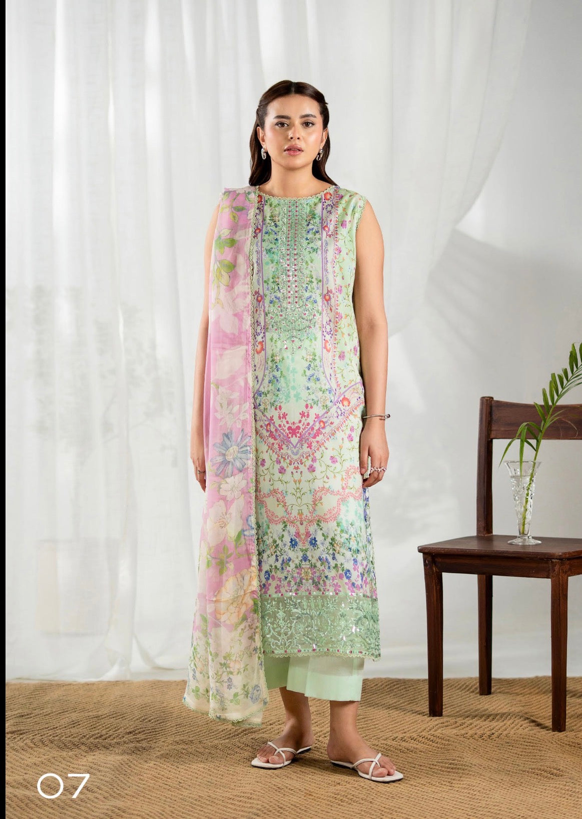 G-42 Gull Jee PREMIUM LAWN